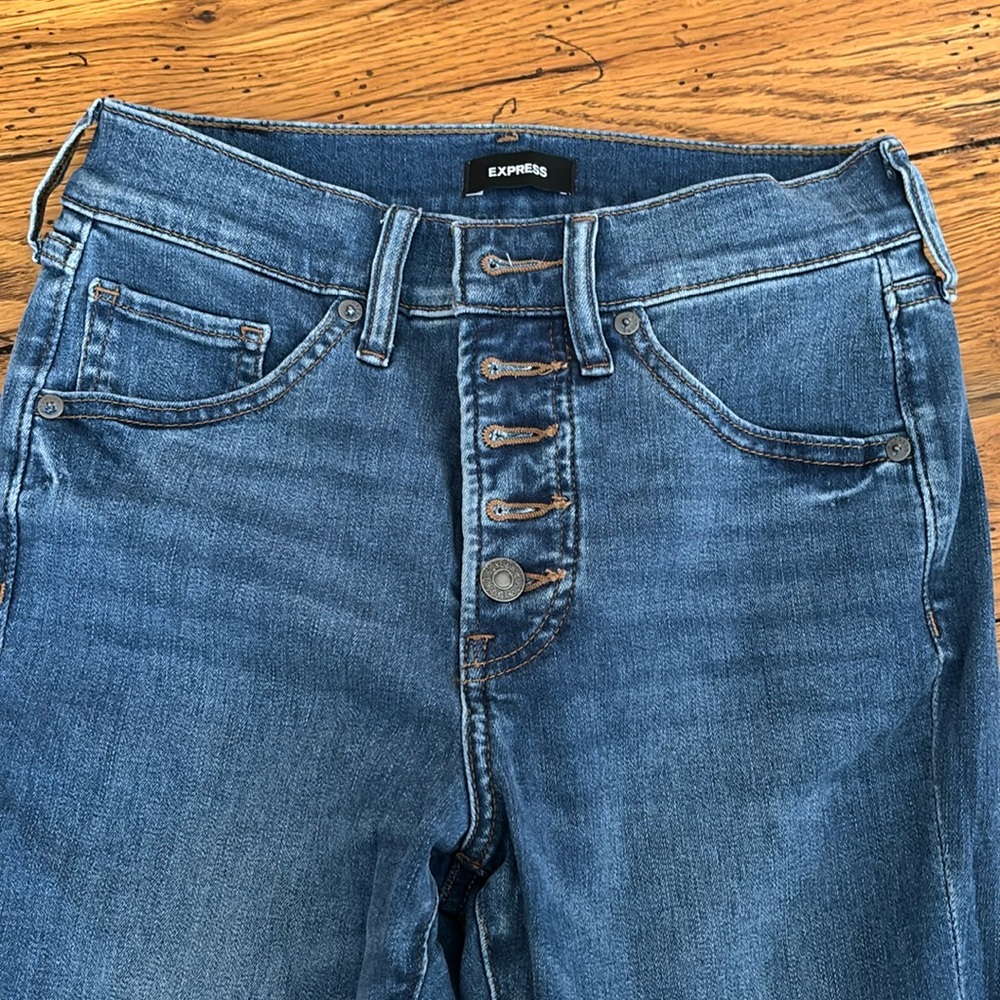 Skinny mid rise express jeans